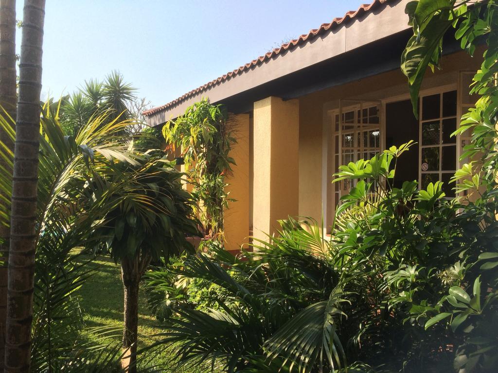 Auberge Guest Lodge Mbombela Zimmer foto